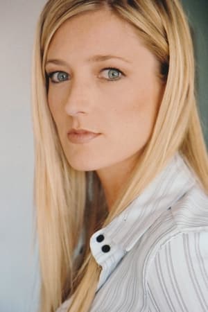 Margot Farley interpretando a Jenn