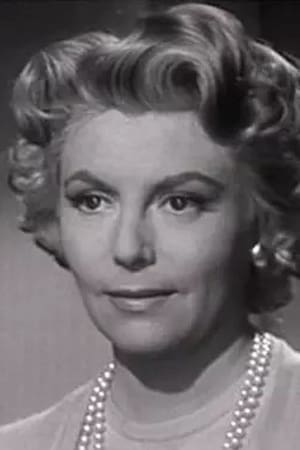 Marie Sabouret interpretando a Mme. de Pierrefeu