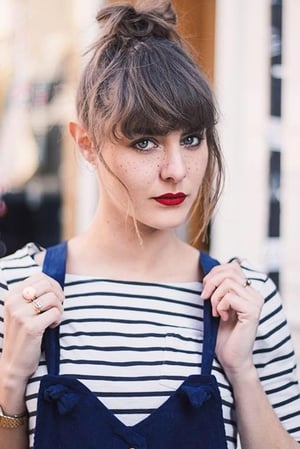 Marion Séclin interpretando a Jeanne