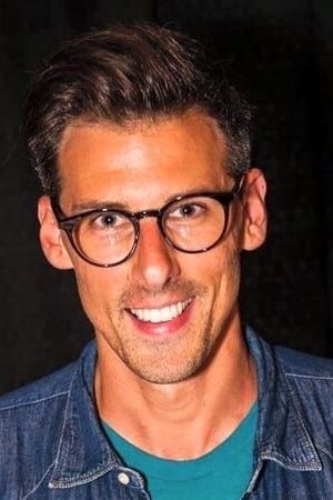 Marnix Van Den Broeke interpretando a The Shadow