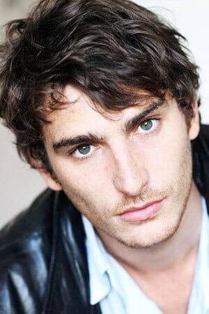 Emmanuel Salmon ha trabajado con Martin Douaire en 1 ocasiones