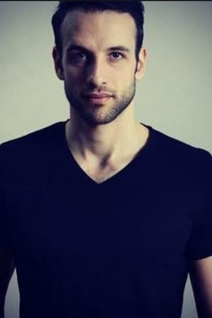 Tosh Robertson ha trabajado con Matthew Binkley en 1 ocasiones