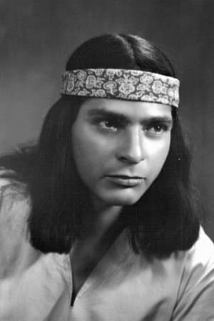 Maurice Jara interpretando a Shorty Vegay