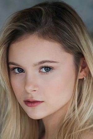 Mia Jenkins interpretando a Amy Haines