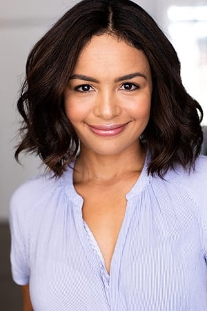 Natacha Itzel interpretando a Caitlin