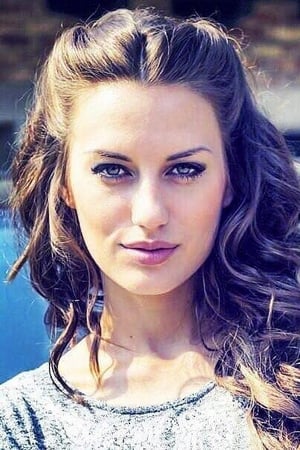 Natalia Germani interpretando a princezna Ellena