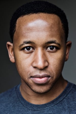 Nyasha Hatendi interpretando a Scott