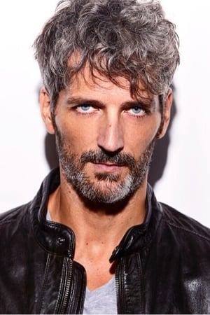 Lucas Carmona ha trabajado con Pablo Castañón en 1 ocasiones