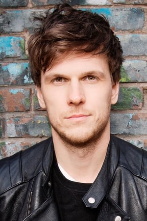 Pat Kiely interpretando a Connor Rooney