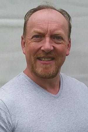 A.k. Steppa ha trabajado con Pete Buzzsaw Holland en 2 ocasiones