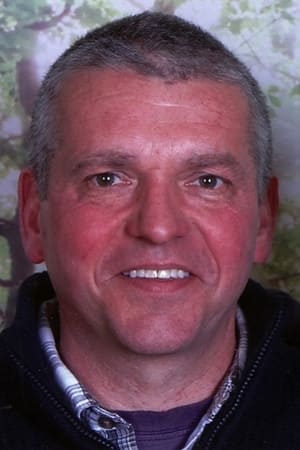 Peter Llewellyn Williams — personaje: Much