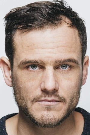 Peter Sikorski interpretando a Martin Westermann