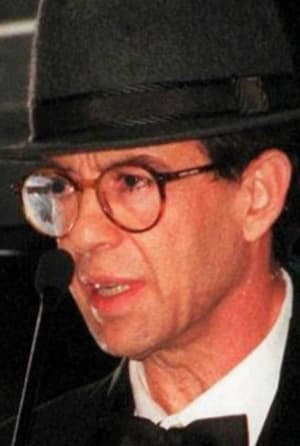 Ricardo Franco interpretando a Boxer