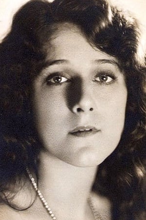 Shirley Whitney ha trabajado con Riza Royce en 2 ocasiones