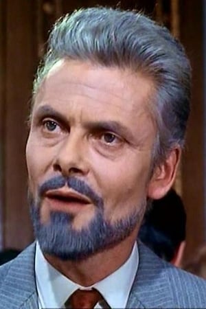 Robert Crewdson interpretando a German Prisoner