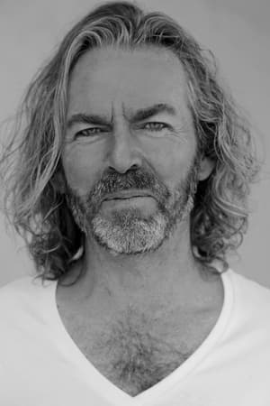 Eddie Karanja ha trabajado con Robert Ryan en 1 ocasiones