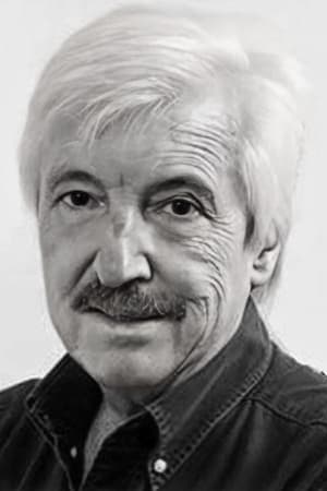 Rolo Puente interpretando a Jefe de Redacción