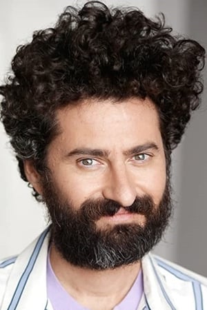 Kevin Thomas Mitchell ha trabajado con Ryan Radis en 1 ocasiones