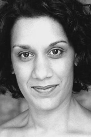 Jasmine Takacs ha trabajado con Sharon Gomez en 2 ocasiones