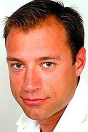 Sinan Sümer en su biografía y filmografía