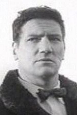 Tom Clegg interpretando a Valdar