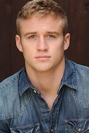 Sarah Dumont ha trabajado con Vince Hill-Bedford en 1 ocasiones