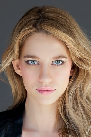 Yael Grobglas — personaje: Petra Solano