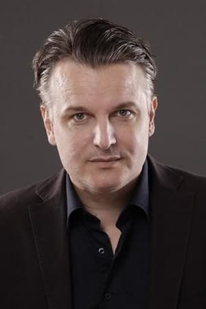 Yannis Baraban interpretando a Luc Del Monte