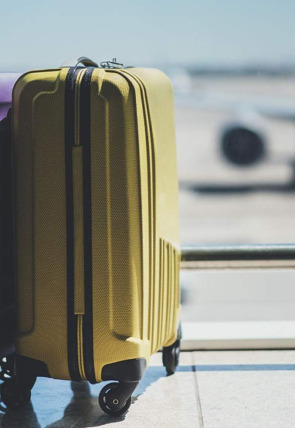 Carátula de Embajadores