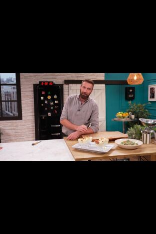 Carátula de Julius invita en 22 minutos