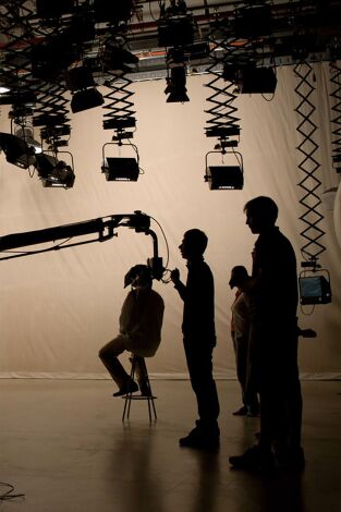 Carátula de Nos Interesa Conocer