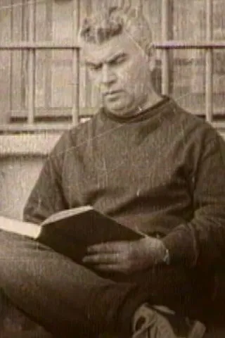 Alparslan Türkes interpreta a Self en 12 Mart: Baskın