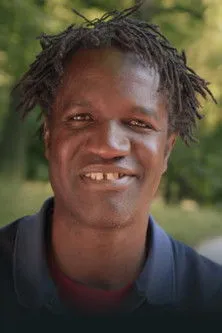 Boucar Diouf interpreta a en 8 milliards d'insatisfaits