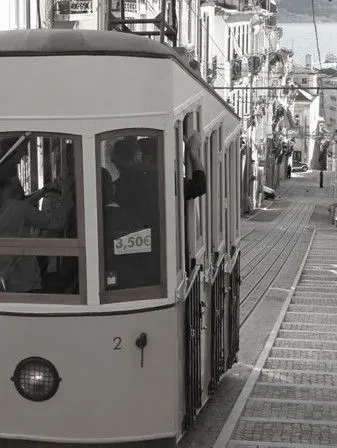 Eddie Henriques interpreta a Eddie en A Bica é Linda