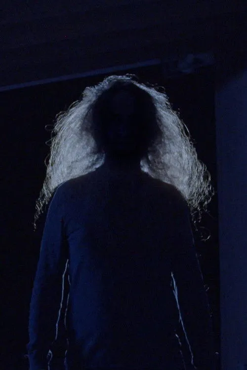 Damian Arya interpreta a Man en A Close Shave