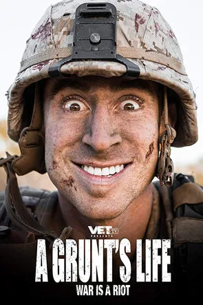 Zach Steffey interpreta a Sgt. Carl Reynolds en A Grunt's Life