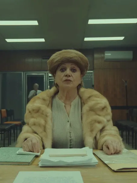 Balázs Hajdú interpreta a en A kérvény