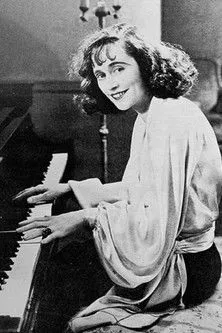 Lee Morse interpreta a  en A Million Me's