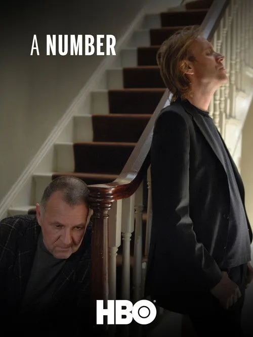 Tom Wilkinson interpreta a Salter en A Number