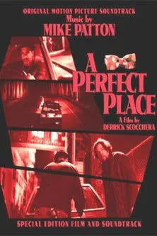 Mark Boone Junior interpreta a Tom en A Perfect Place