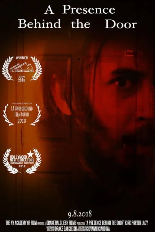 Shaela Payne interpreta a Whisper 3 / Woman en A Presence Behind the Door