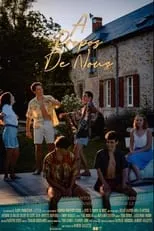 Dylan Raffin interpreta a Arthur en À propos de nous