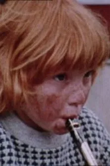 John Granik interpreta a narrator en A Sense of Poetry