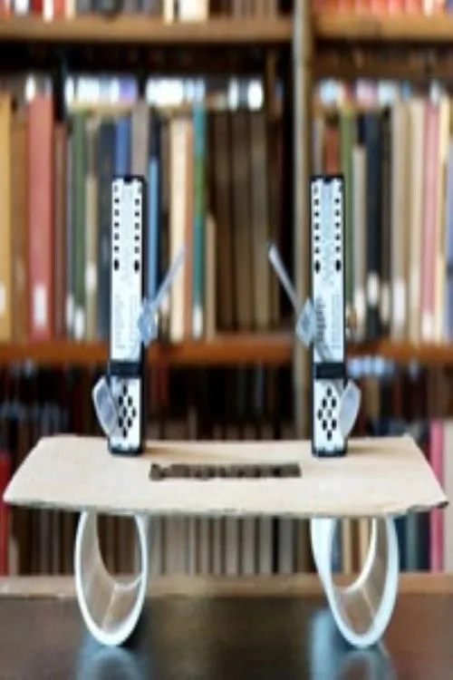 Charles Spearin interpreta a himself en A simple rhythm