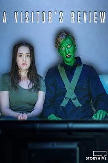 Aleksandra Koel interpreta a Amanda en A Visitor's Review