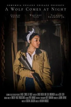 Cedric Young interpreta a Papa en A Wolf Comes at Night