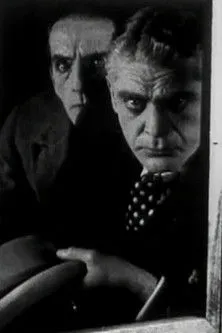 Humberston Wright interpreta a Dr Petrie en Aaron's Rod