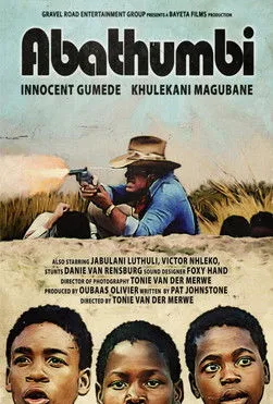 Innocent Gumede interpreta a en Abathumbi