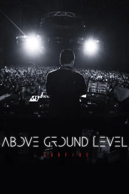 Miriam Nervo interpreta a Self en Above Ground Level: Dubfire