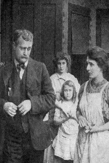 'Baby' Carmen De Rue interpreta a Nellie Carter en Acquitted